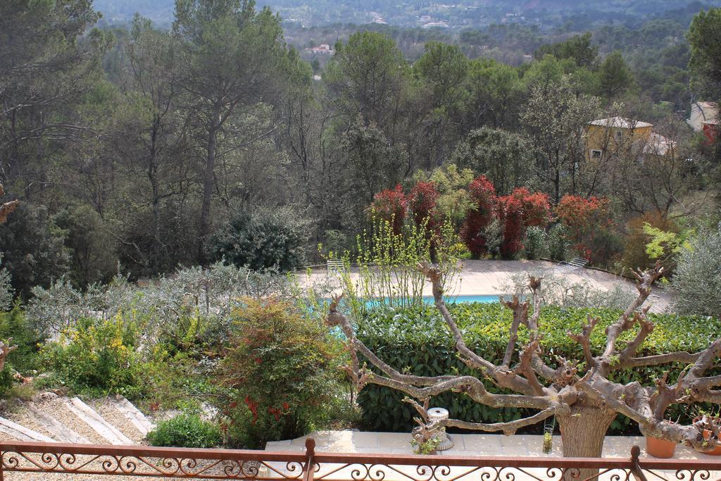 Bastide Saint Bernard * Le Thoronet